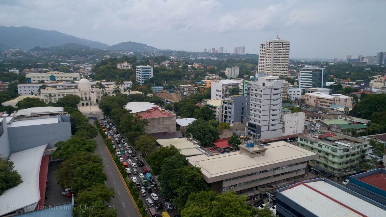 Griffin Hotel And Suites Cebu Dış mekan fotoğraf