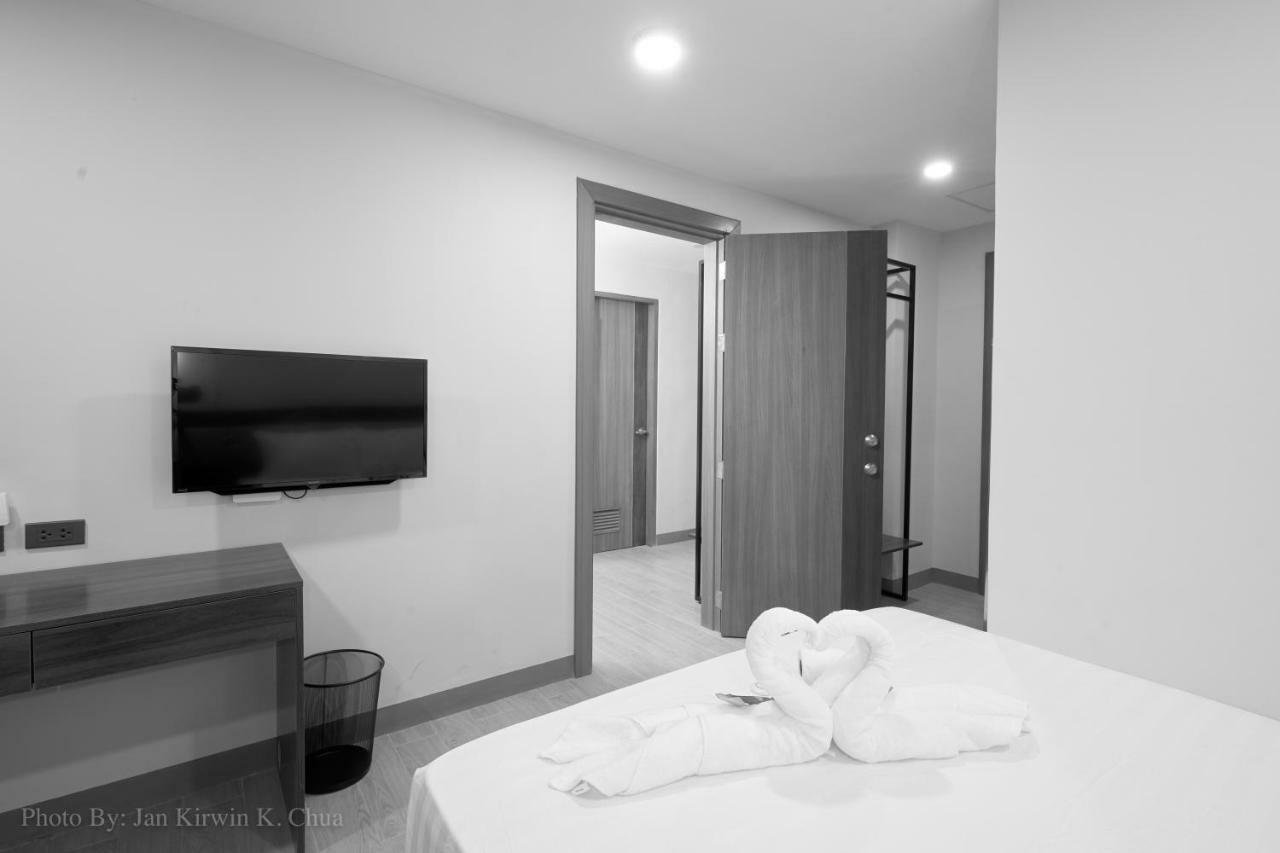 Griffin Hotel And Suites Cebu Dış mekan fotoğraf